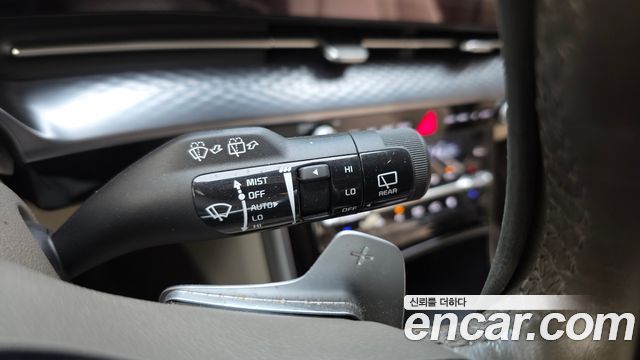 Kia Canival 2023 — photo 22