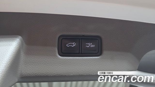 Kia Canival 2023 — photo 34