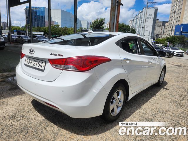 Hyundai AVANTE 2012 — photo 1