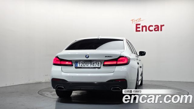 BMW 5-Series 2022 — photo 4