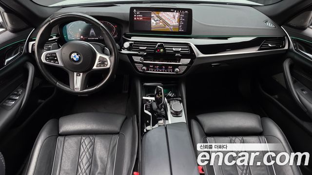 BMW 5-Series 2022 — photo 7