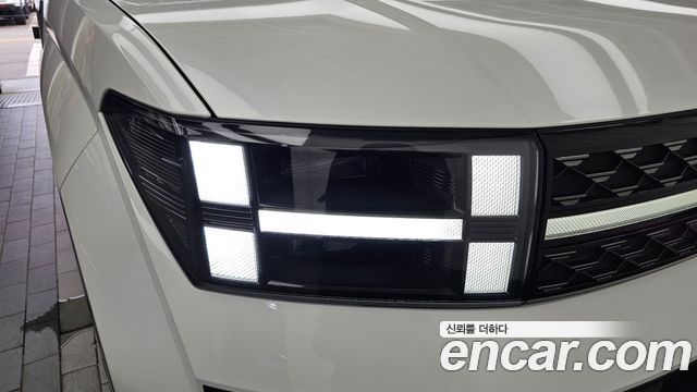 Hyundai Santafe 2024 — photo 8