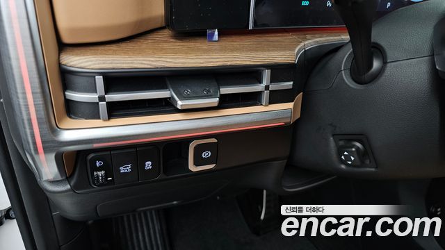Hyundai Santafe 2024 — photo 27