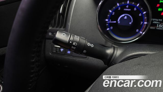 Hyundai Sonata 2012 — photo 17