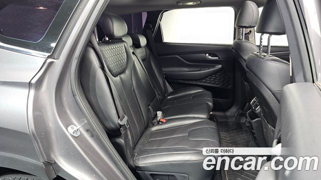 Hyundai Santafe 2019 — photo 11