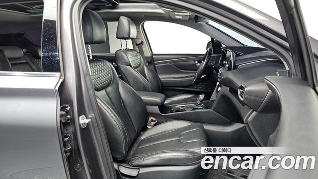 Hyundai Santafe 2019 — photo 12