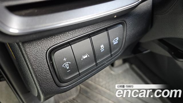 Hyundai Santafe 2019 — photo 17