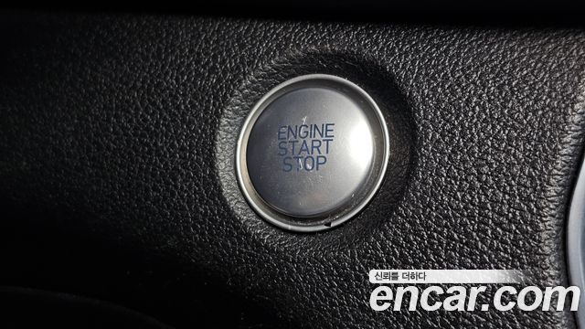 Hyundai Santafe 2019 — photo 18