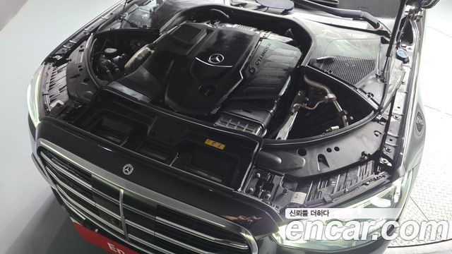 Mercedes-Benz S-Class 2021 — photo 6