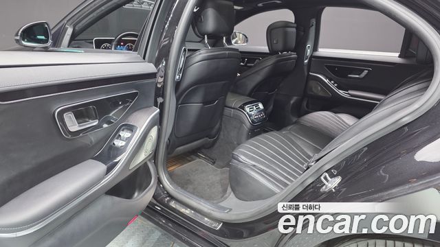 Mercedes-Benz S-Class 2021 — photo 18