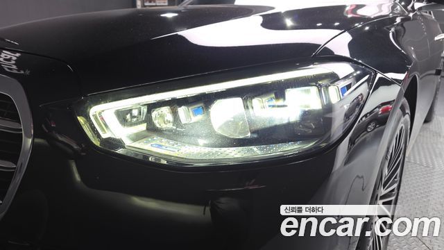 Mercedes-Benz S-Class 2021 — photo 8