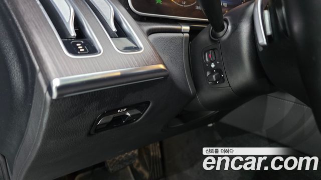 Mercedes-Benz S-Class 2021 — photo 28
