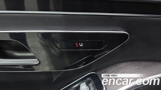 Mercedes-Benz S-Class 2021 — photo 35