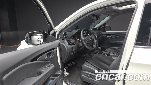 Honda Pilot 2018 — photo 13