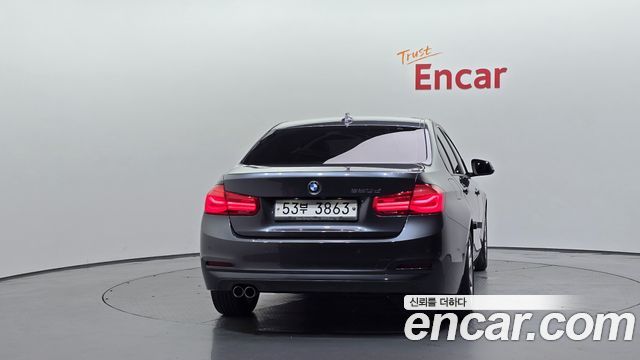 BMW 3-Series 2018 — photo 4