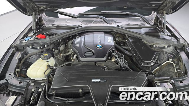 BMW 3-Series 2018 — photo 6