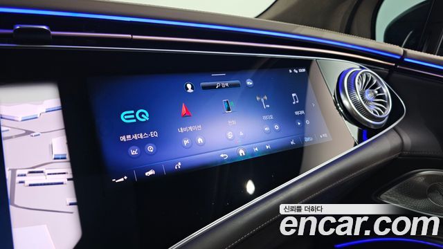 Mercedes-Benz EQS 2024 — photo 25