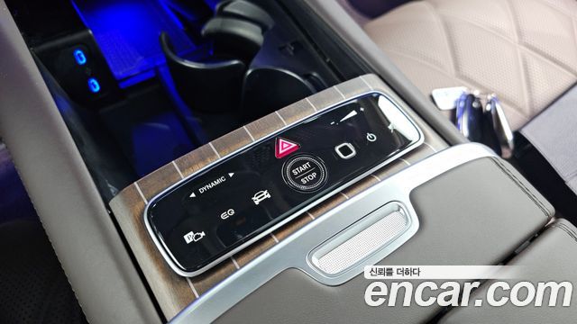 Mercedes-Benz EQS 2024 — photo 29