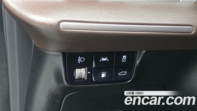Hyundai Grandeur 2023 — photo 19