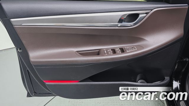 Hyundai Grandeur 2023 — photo 14