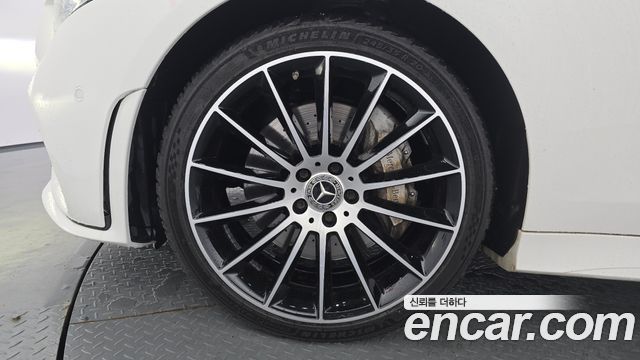 Mercedes-Benz CLS-Class 2021 — photo 5