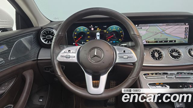 Mercedes-Benz CLS-Class 2021 — photo 14
