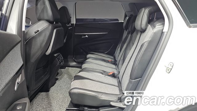 Peugeot 5008 2018 — photo 18