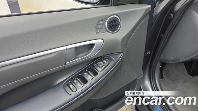 Hyundai Sonata 2024 — photo 28