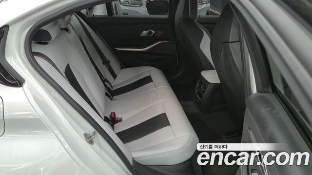 BMW M3 2026 — photo 12