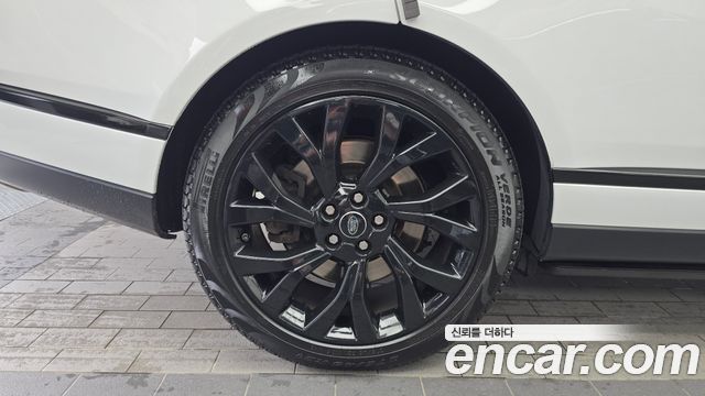 Land Rover Range Rover 2021 — photo 5