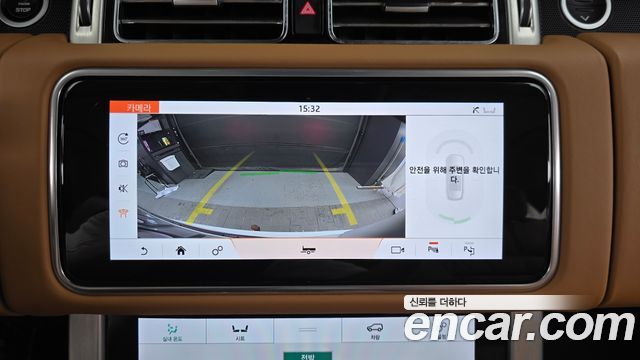 Land Rover Range Rover 2021 — photo 21