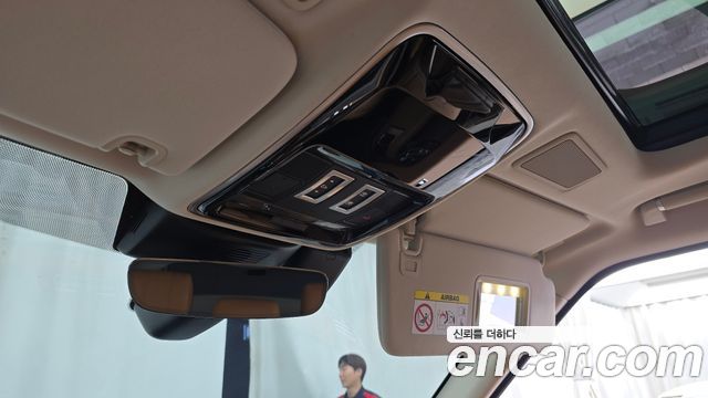 Land Rover Range Rover 2021 — photo 28