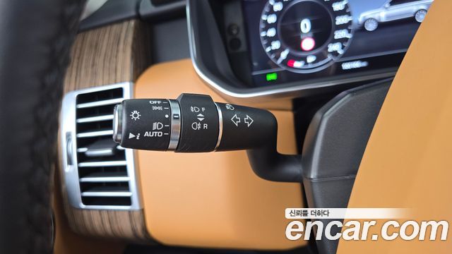Land Rover Range Rover 2021 — photo 29