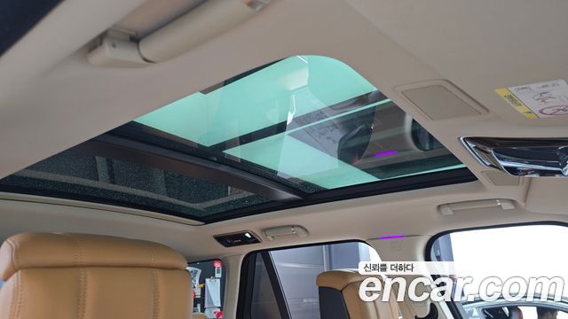 Land Rover Range Rover 2021 — photo 35