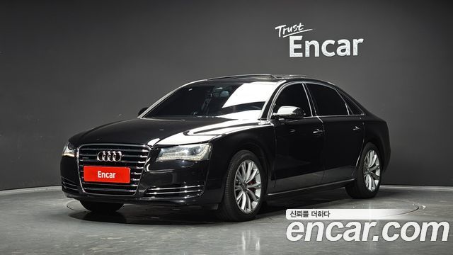 Audi A8 2011 — photo 1