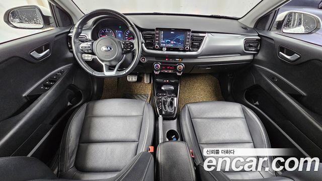 Kia Stonic 2018 — photo 10