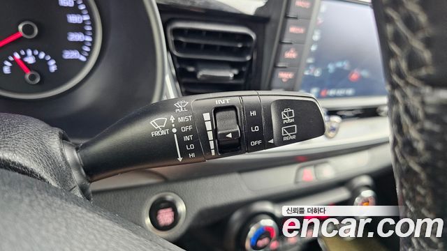 Kia Stonic 2018 — photo 27