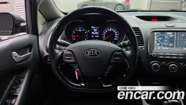 Kia K3 2018 — photo 19