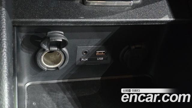 Kia K3 2018 — photo 21