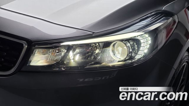 Kia K3 2018 — photo 8