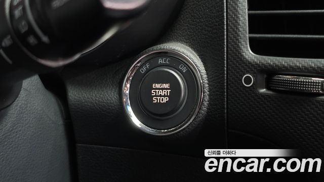 Kia K3 2018 — photo 29