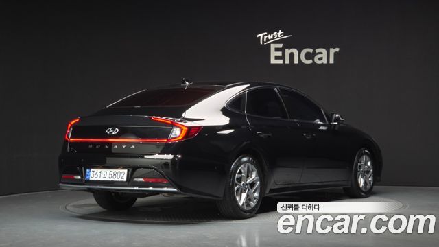 Hyundai Sonata 2022 — photo 2