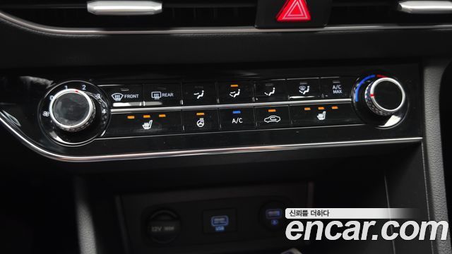 Hyundai Sonata 2022 — photo 19