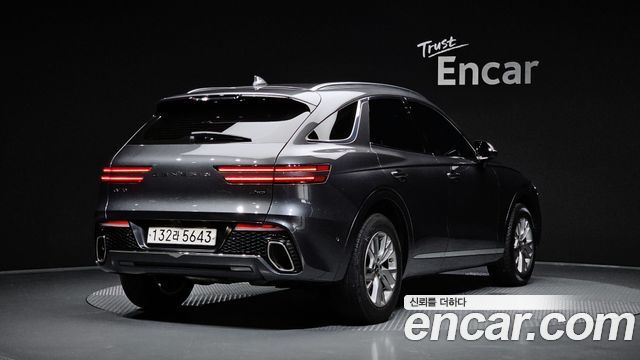 Genesis GV70 2021 — photo 2