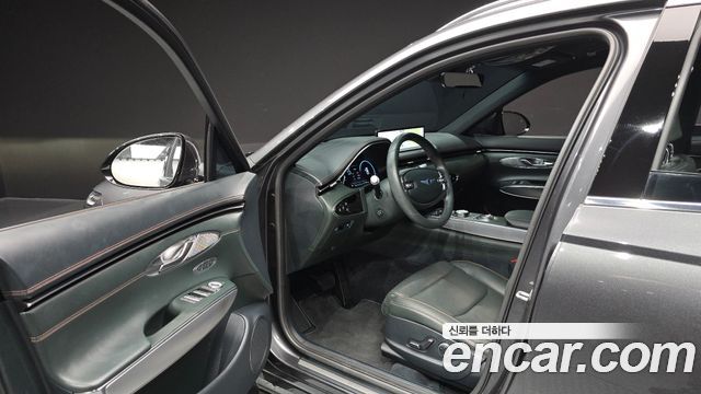 Genesis GV70 2021 — photo 13
