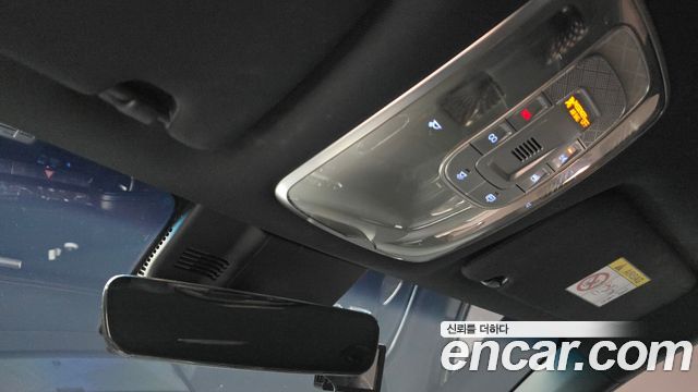 Genesis GV70 2021 — photo 25