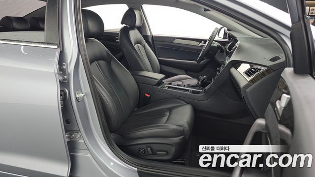 Hyundai Sonata 2017 — photo 10
