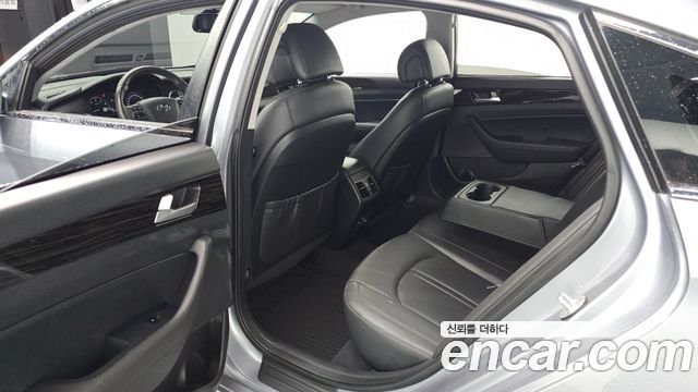 Hyundai Sonata 2017 — photo 12
