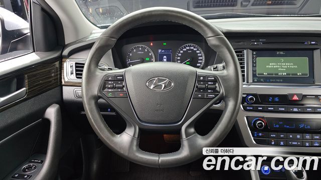 Hyundai Sonata 2017 — photo 13