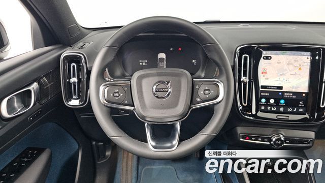 Volvo C40 2022 — photo 19